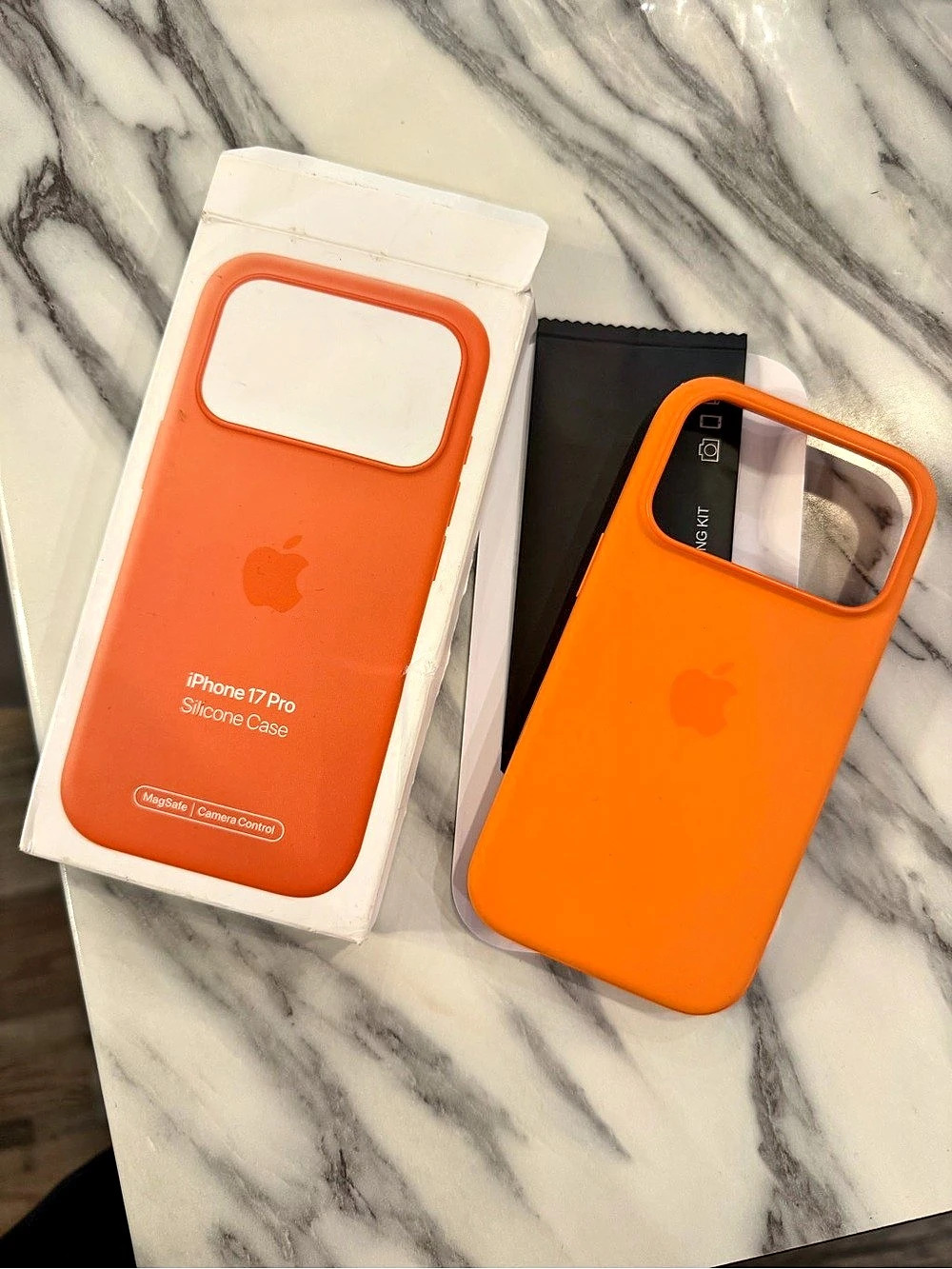 Apple iPhone 17 Pro Silicone Case Orange Case
